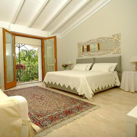 Corte Dei Mirti, Camere Signorili Iglesias Exteriör bild