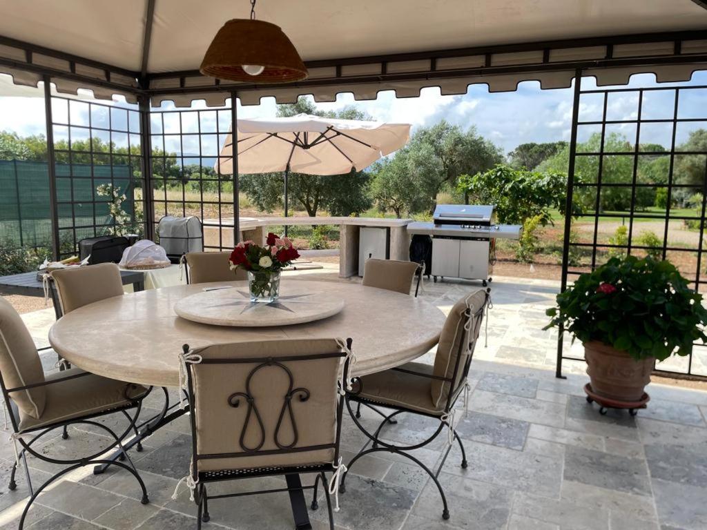 Corte Dei Mirti, Camere Signorili Iglesias Exteriör bild